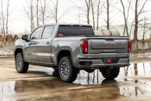 GMC Sierra 1500 Leveling Kit - Front - Rough Country - 1.75 Inch Leveling Kit | Forged Red UCA - Red - '19-'25